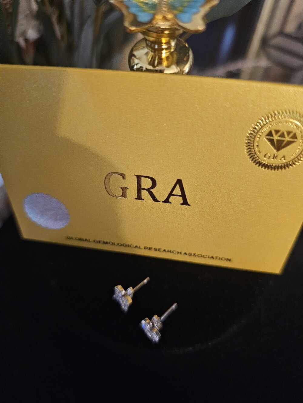 Moissanite Clover Earring with GRA - Picture 7 of 8